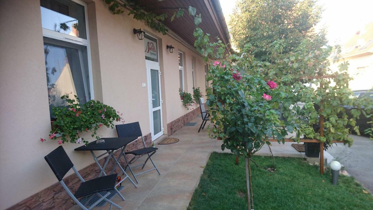 Nobilis Apartman Erlau Exterior foto