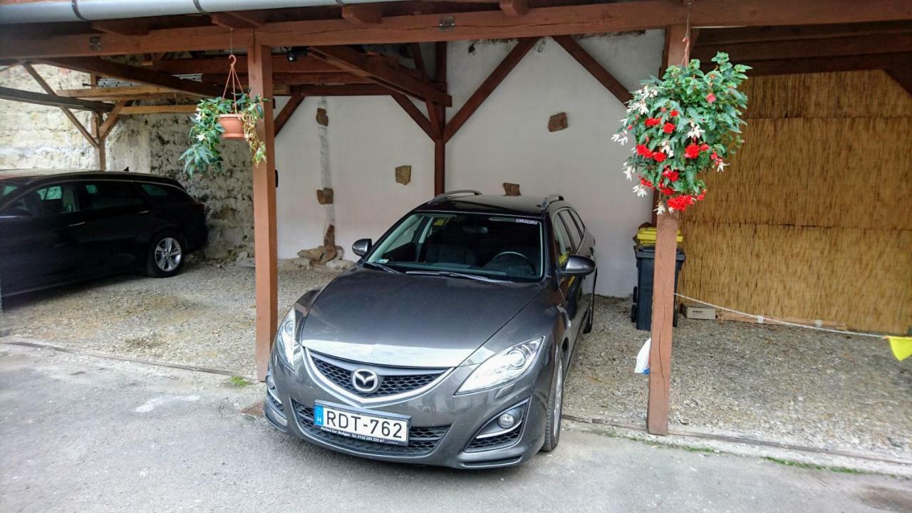 Nobilis Apartman Erlau Exterior foto